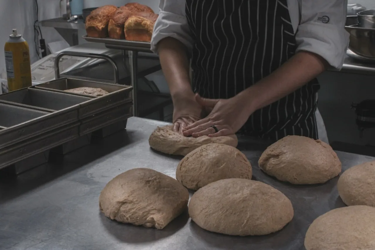 Heerlijke Surinaamse Gebakjes voor Iedere Gelegenheid